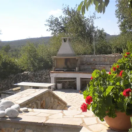 Welcoming With Garden In Leonidio *