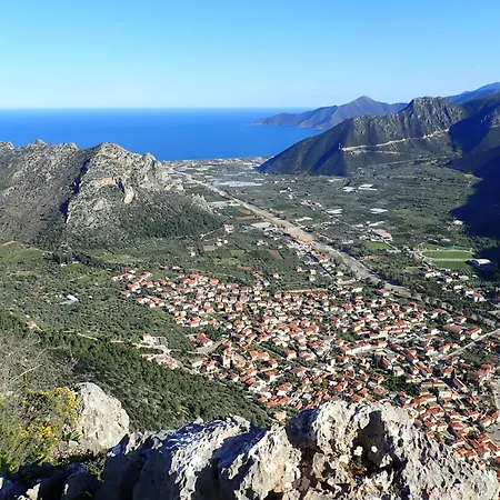Welcoming With Garden In Leonidio Holiday home