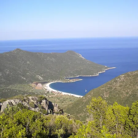 Welcoming With Garden In Leonidio * Peleta