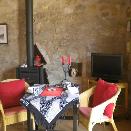 Welcoming With Garden In Leonidio Holiday home Peleta