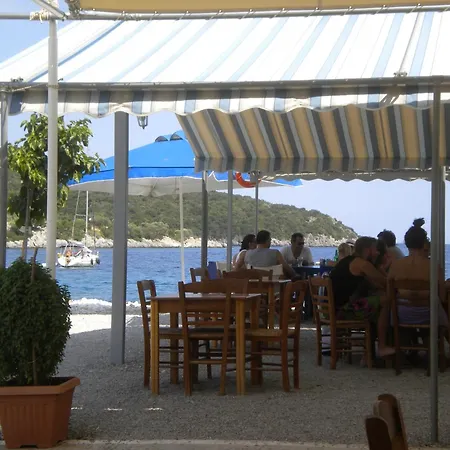 Welcoming With Garden In Leonidio * Peleta