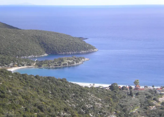 Welcoming With Garden In Leonidio Vakantiehuis Peleta