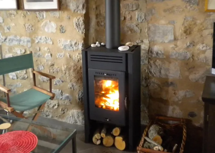 Welcoming With Garden In Leonidio *