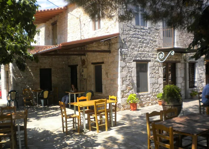 Welcoming With Garden In Leonidio Vakantiehuis