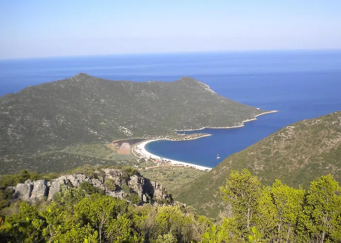 Welcoming With Garden In Leonidio * Peleta