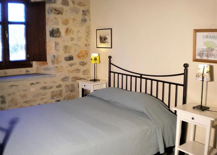 Vakantiehuis Welcoming With Garden In Leonidio