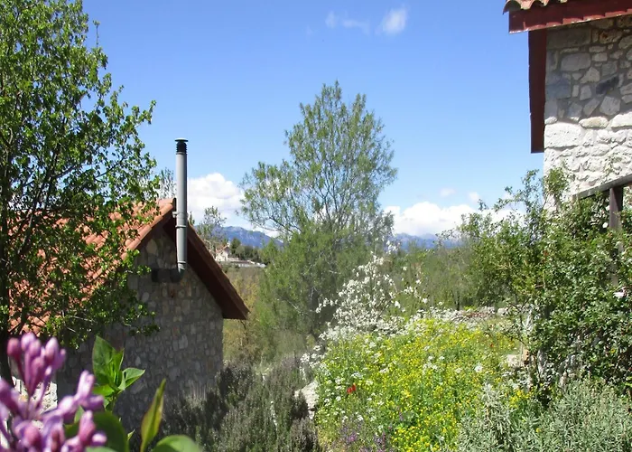 Welcoming With Garden In Leonidio Vakantiehuis